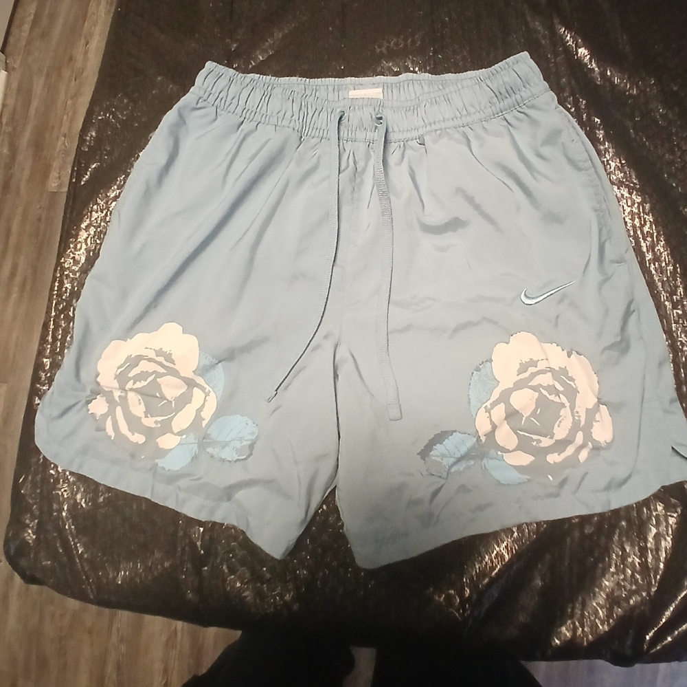 Nike Women’s Sky Blue Rose Print Athletic Shorts